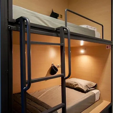 Meteora كالامباكا