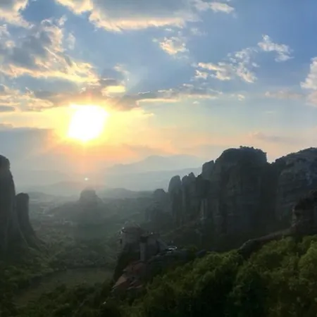 메테오라 센트럴 *